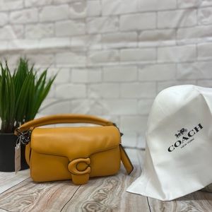 NEW Coach bag !Nappa Leather. Yellow Gold.